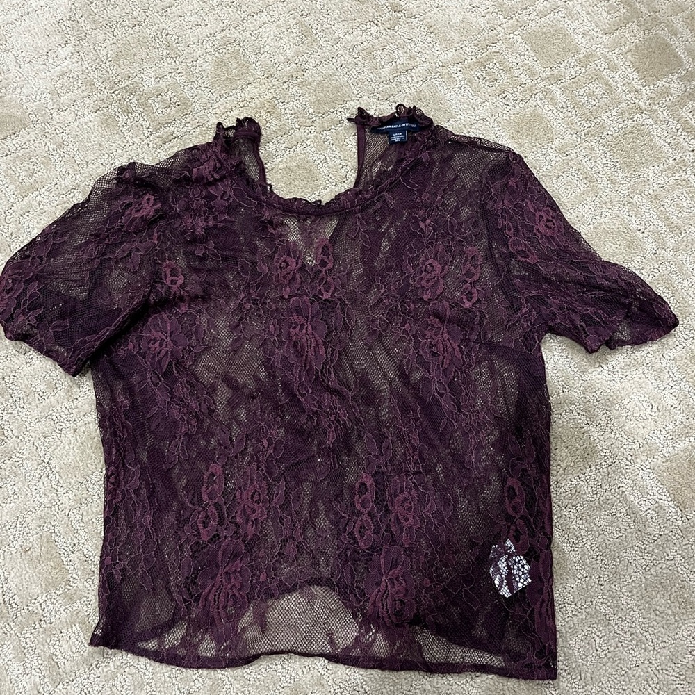 american eagle lace maroon top size small